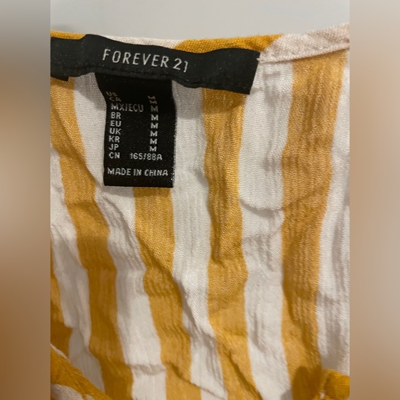 Forever 21 - Picture 2 of 4